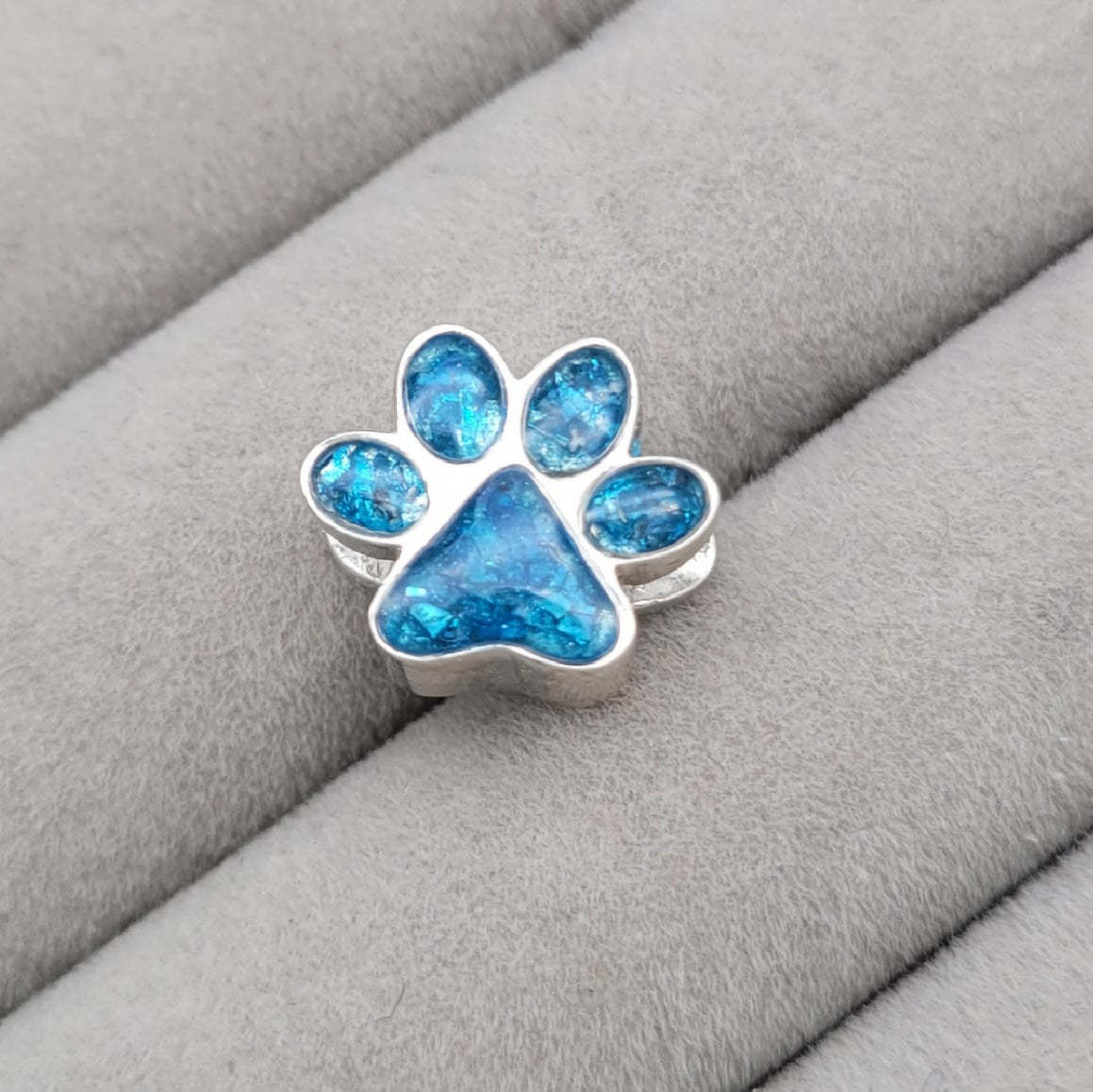 Paw print charm
