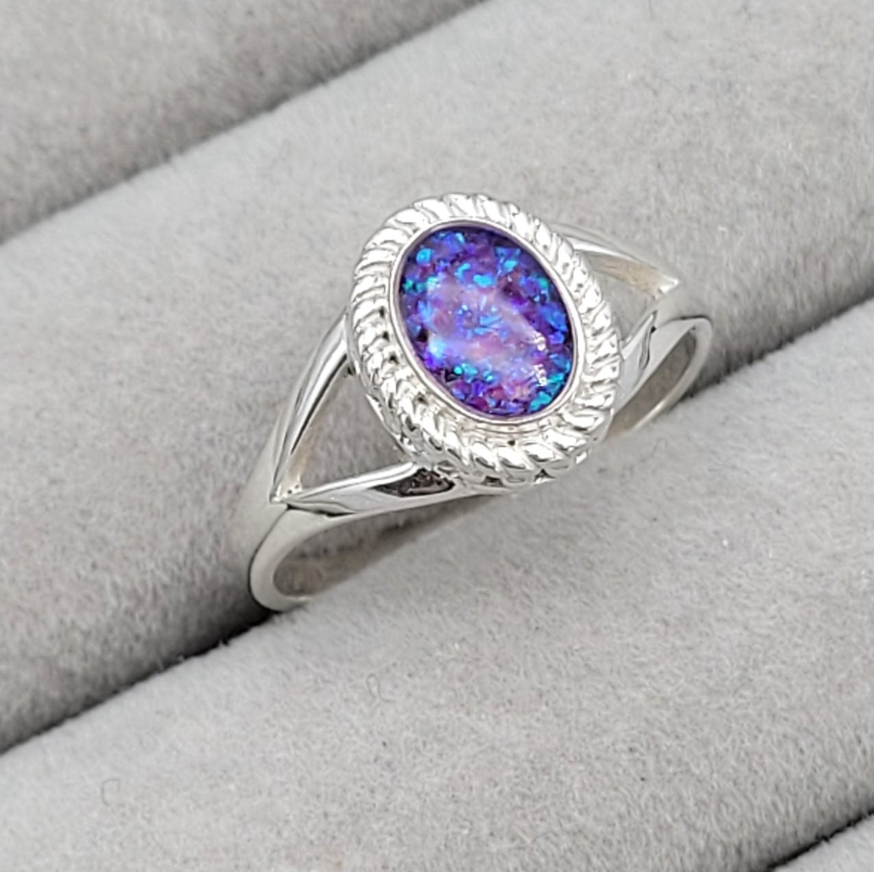 Oval rope ring
