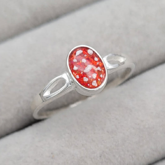 Emily oval ring