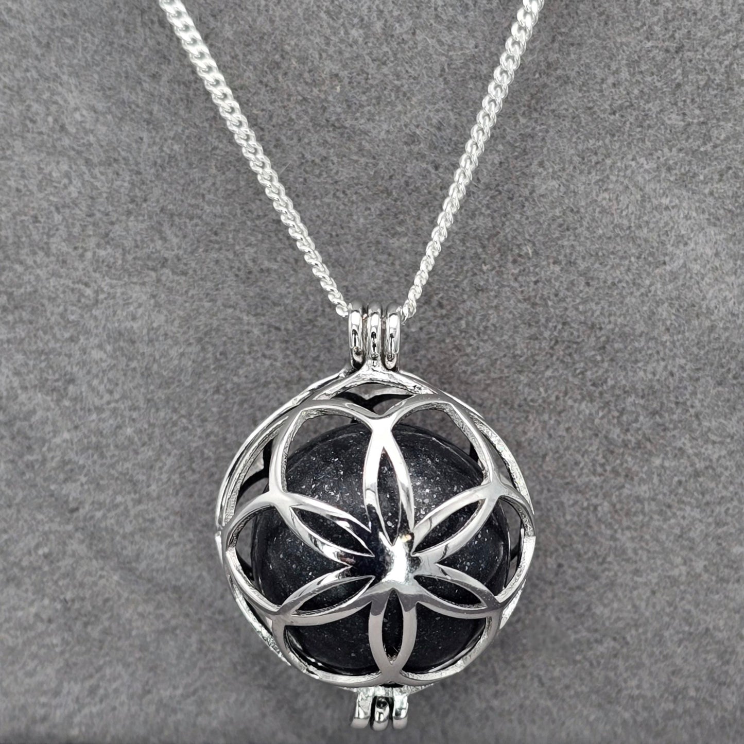 Flower "pearl" cage