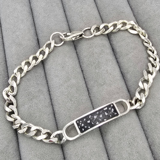 Curb chain bracelet