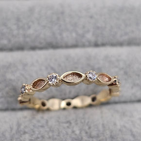 9ct gold full marquise cz ring