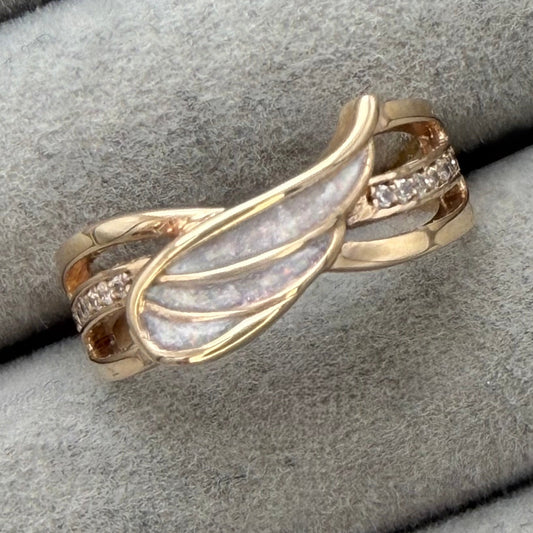 9ct gold Cz angel wing ring