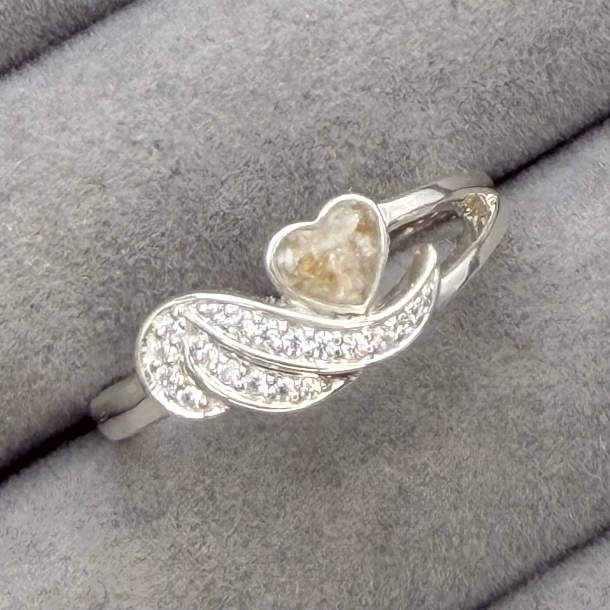 Angels love ring