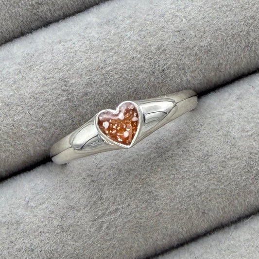 Heart signet ring