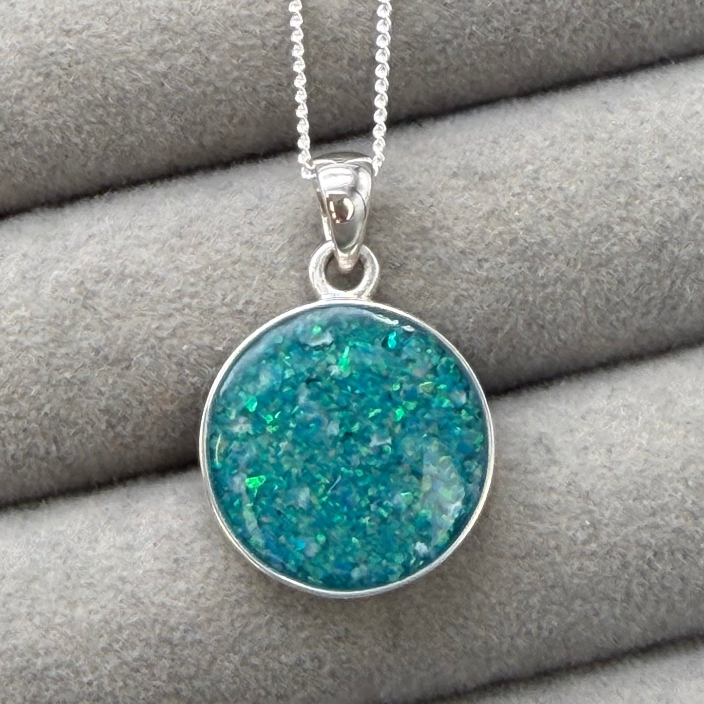 16.5mm round pendant