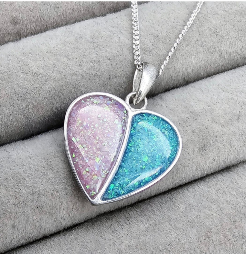 Split heart pendant