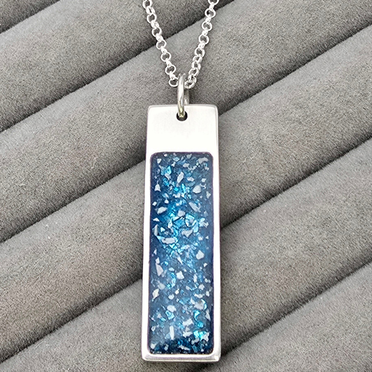 Rectangular flat pendant