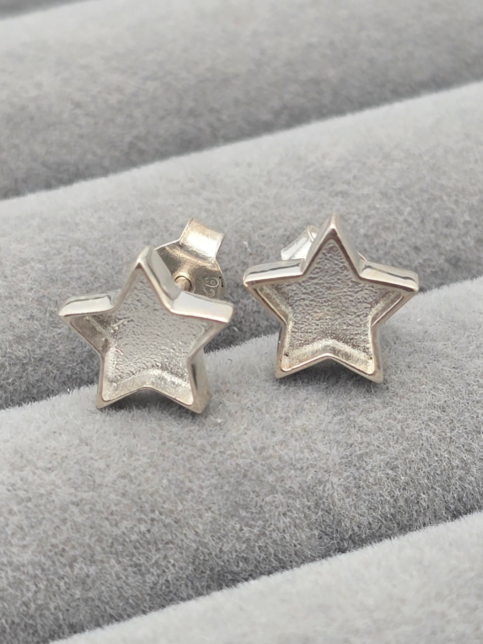 Star earrings