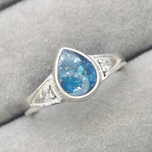 Teardrop double CZ ring