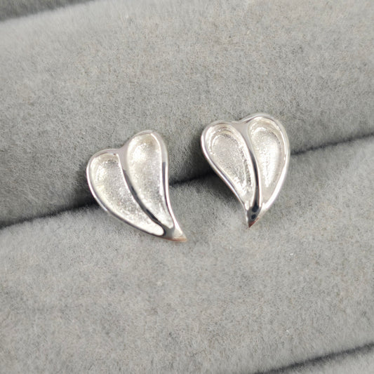 Split heart stud earrings