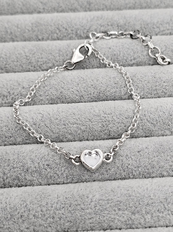 Petite heart adjustable bracelet