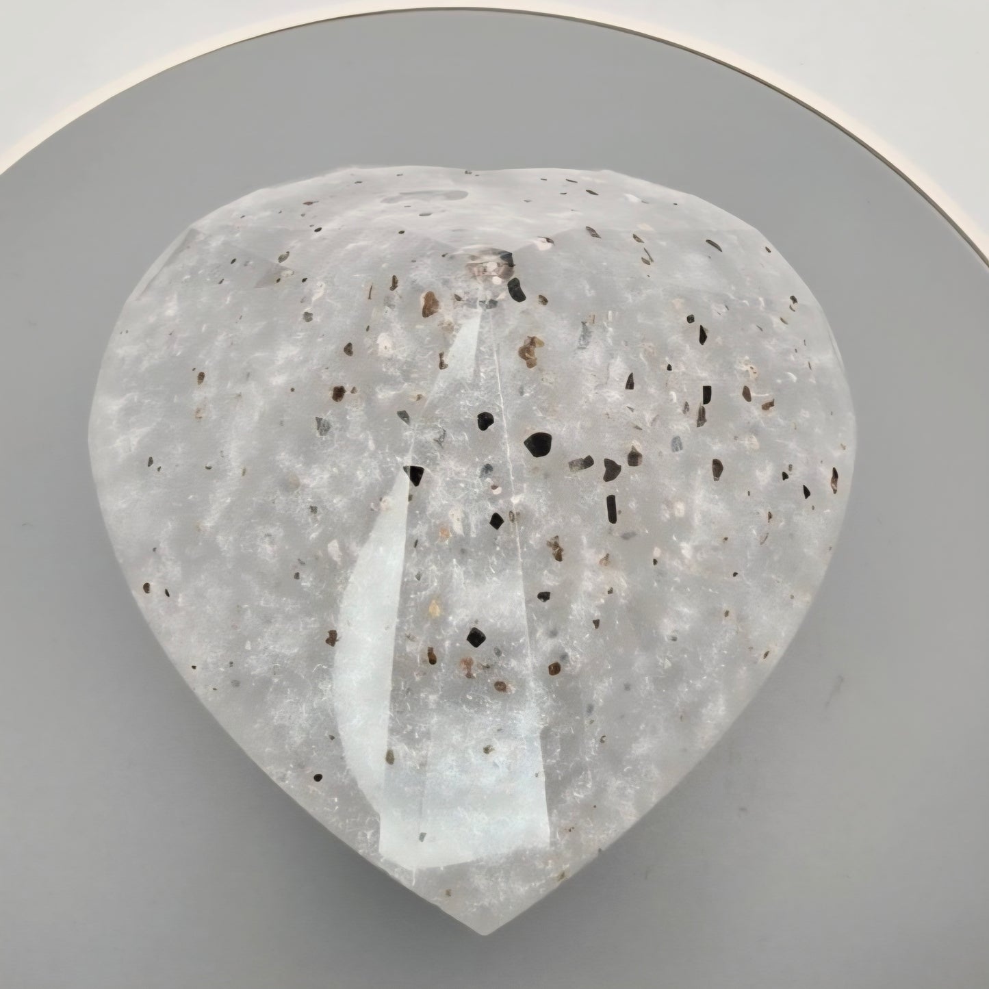 Faceted diamond heart paperweight