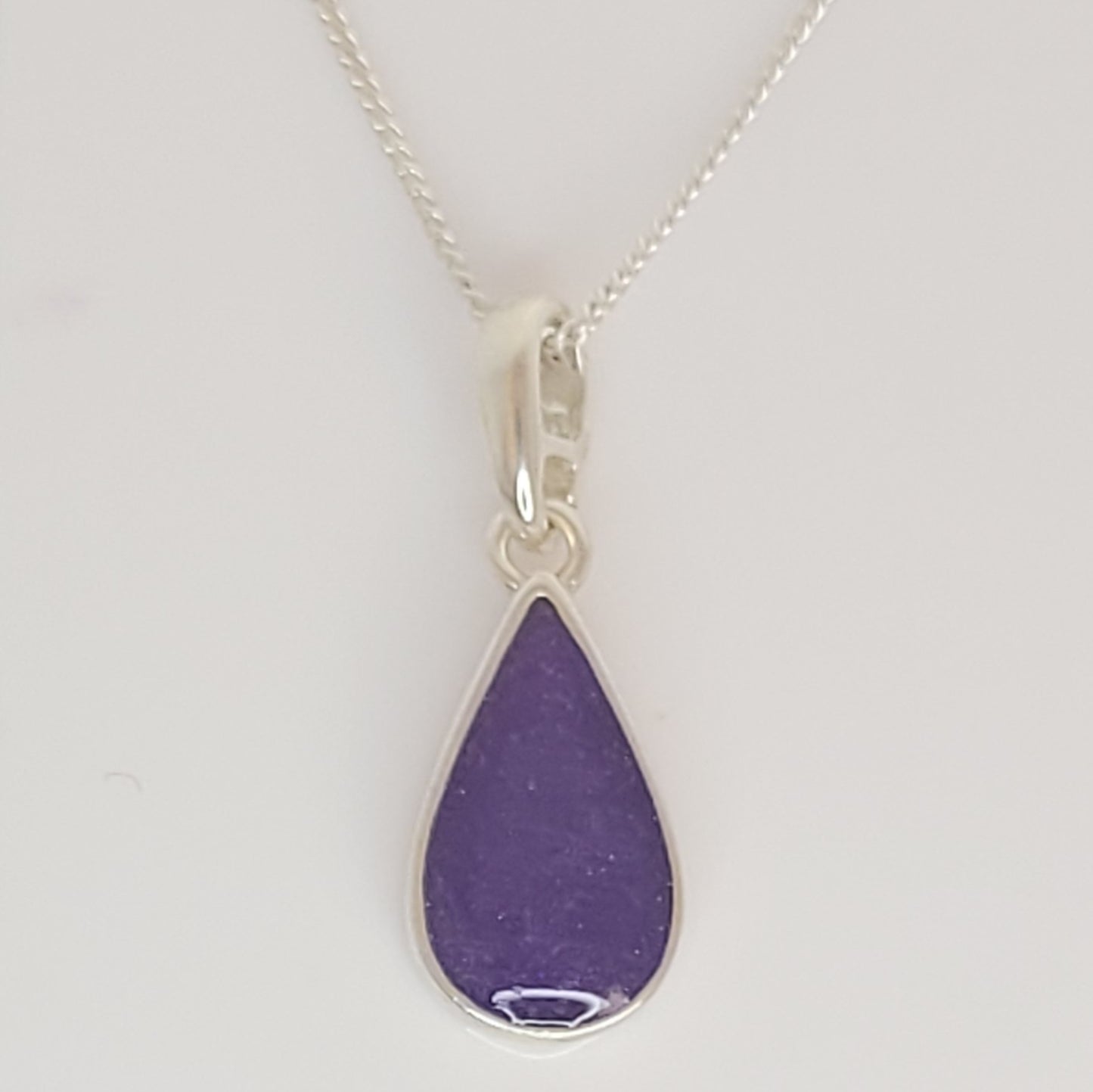 Teardrop pendant